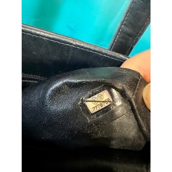 CHANEL CHOCOLATE BAR COCO CHANEL PATENT TOTE*Hologram*ENTRUPY - Picture 8 of 13